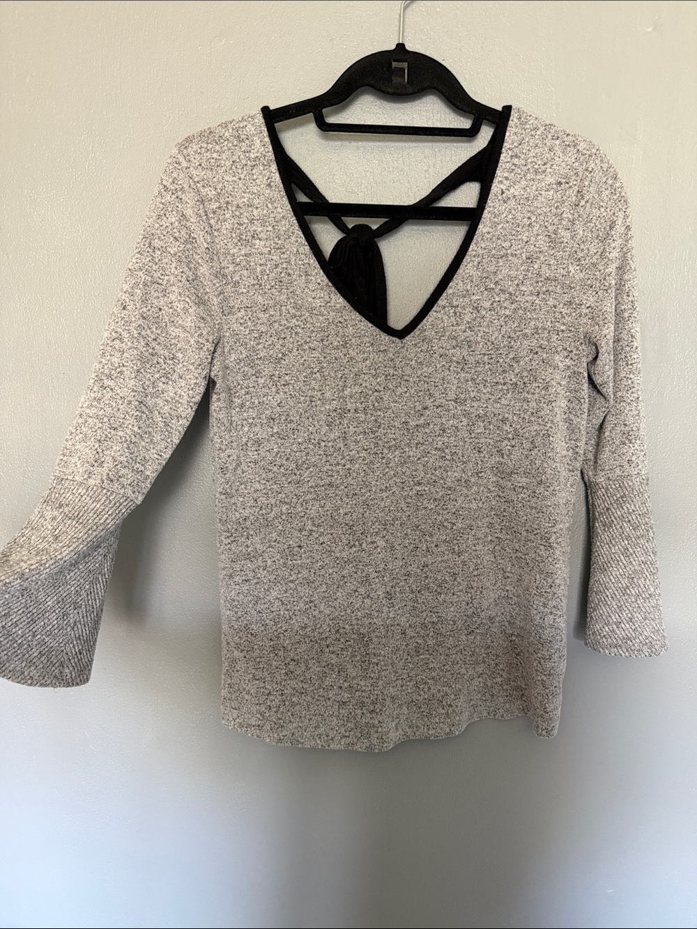 A. Byer Grey Marled V-Neck Sweater with Bell Sleeves & Back Tie Detail Small